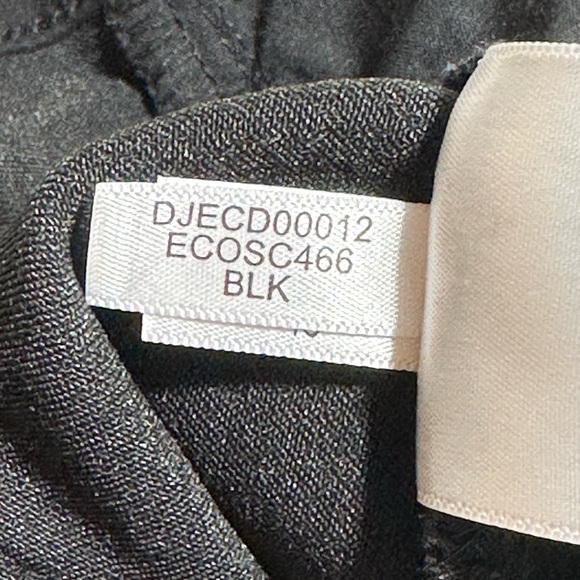 DKNY Jeans Bermuda Convertible Roll Cuff Shorts - Picture 9 of 10